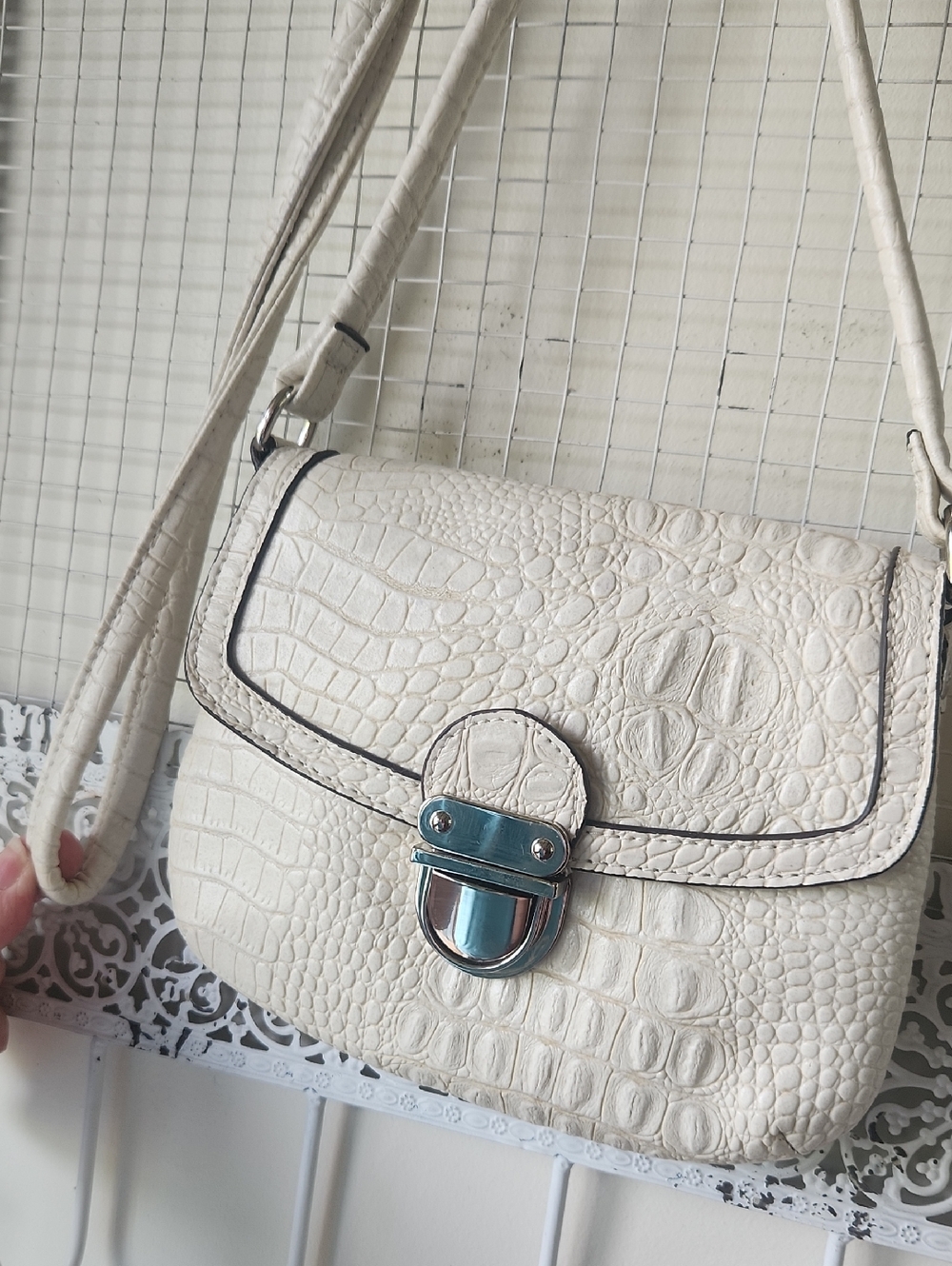 Vegan Croc-Embossed Small Crossbody Shoulder Bag